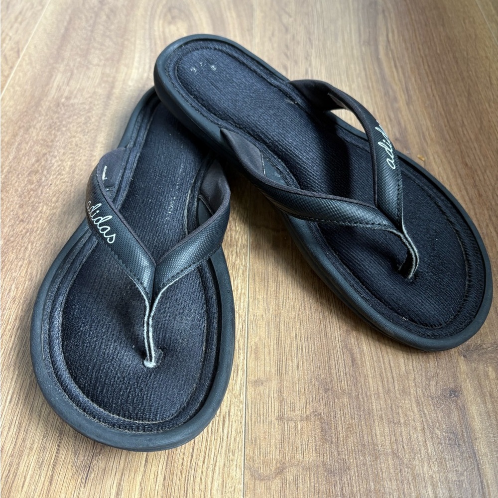 Adidas Black Casual Flip Flops 🩴